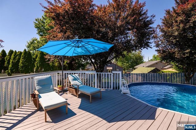 271 S Boulevard, Saddle Brook, NJ 07663