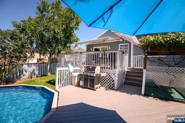 271 S Boulevard, Saddle Brook, NJ 07663