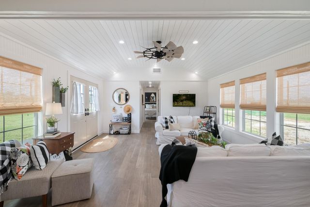 00 Goehring Road, Waldeck, TX 78946