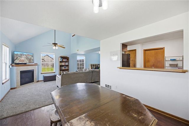 16820 Sheehan Road, Basehor, KS 66007