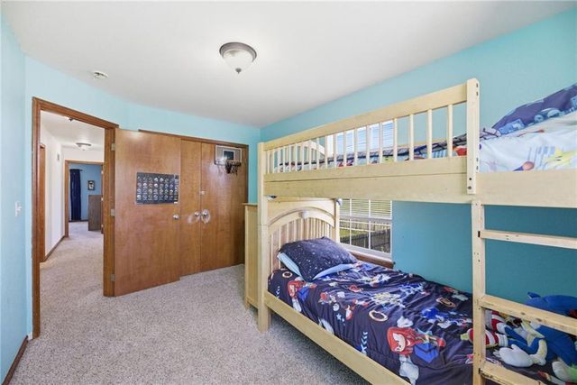 16820 Sheehan Road, Basehor, KS 66007