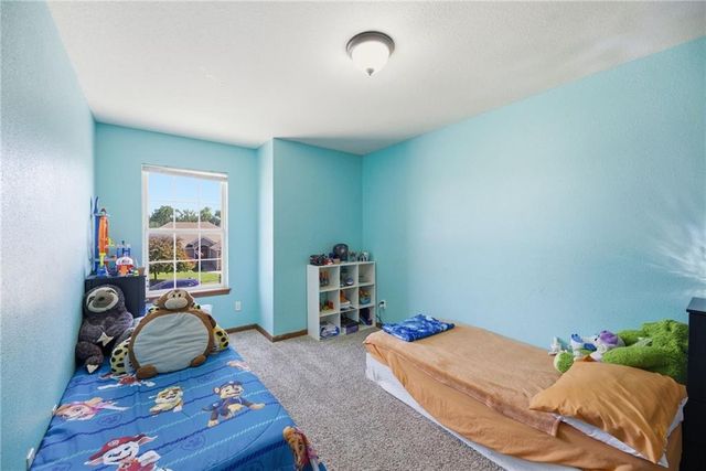 16820 Sheehan Road, Basehor, KS 66007