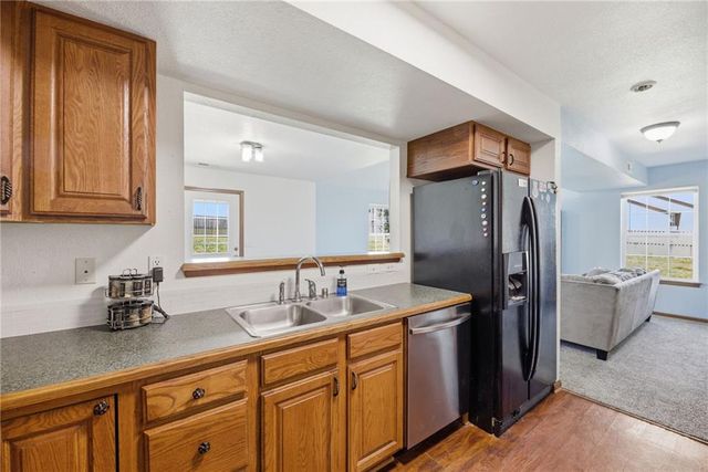 16820 Sheehan Road, Basehor, KS 66007