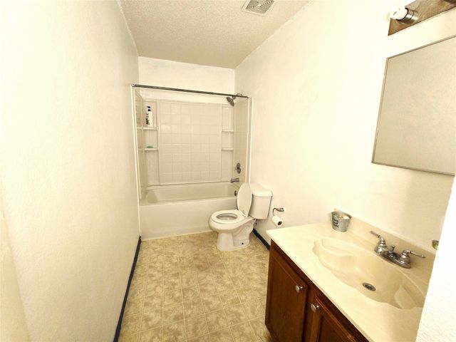 1329 Anna Lea Lane, Burleson, TX 76028