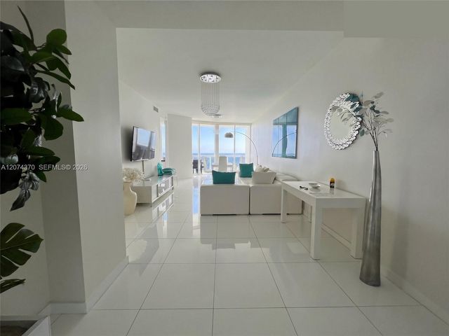 18201 Collins Avenue 4409, Sunny Isles Beach, FL 33160
