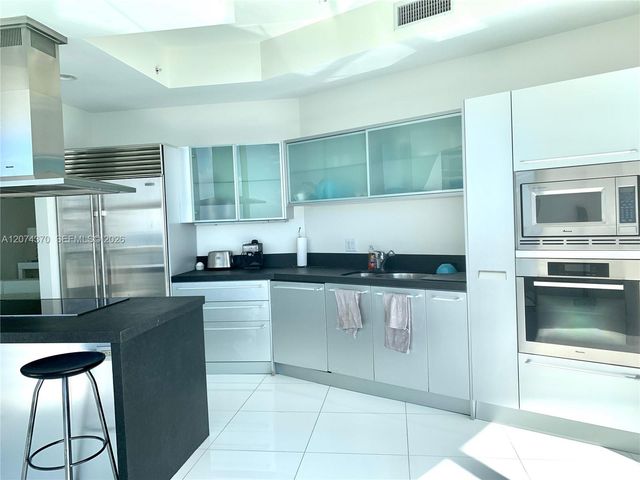 18201 Collins Avenue 4409, Sunny Isles Beach, FL 33160