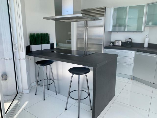 18201 Collins Avenue 4409, Sunny Isles Beach, FL 33160