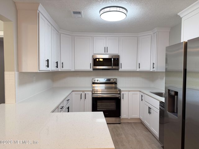 7862 Stephenson Drive, Jacksonville, FL 32208