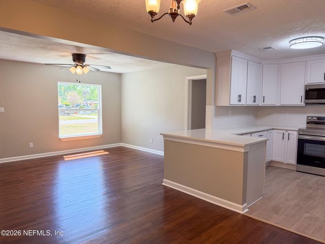 7862 Stephenson Drive, Jacksonville, FL 32208