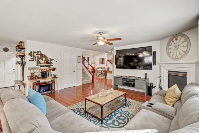 5108 Percheron Dr, Elk Grove, CA 95757