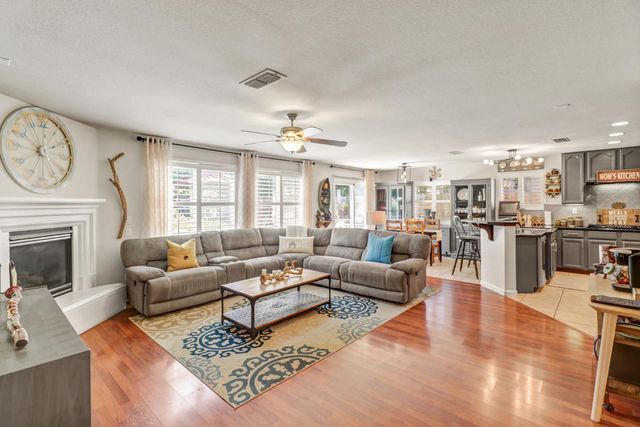 5108 Percheron Dr, Elk Grove, CA 95757