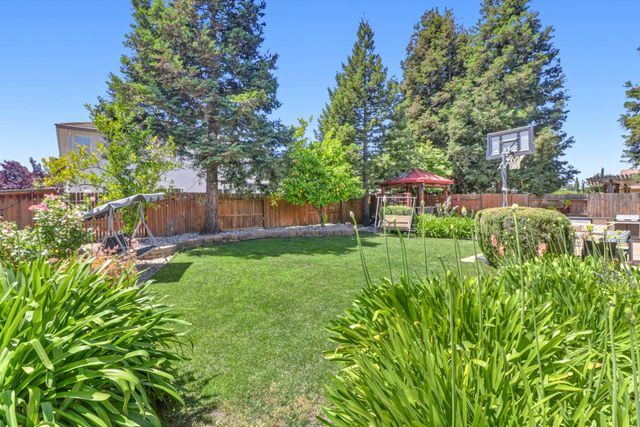 5108 Percheron Dr, Elk Grove, CA 95757