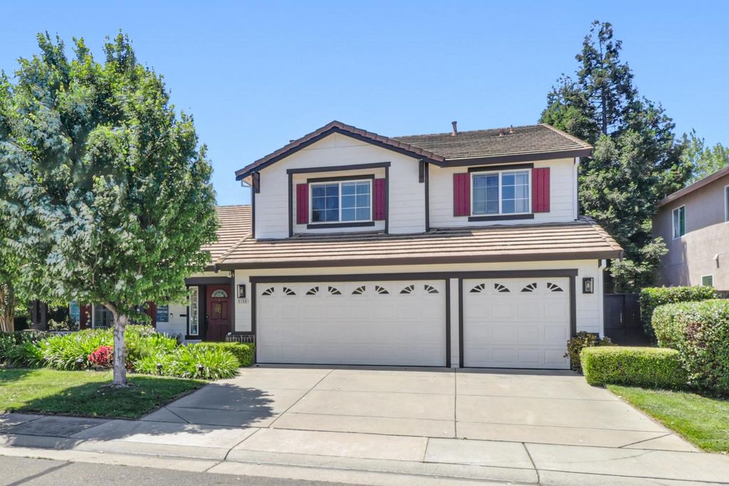 5108 Percheron Dr, Elk Grove, CA 95757