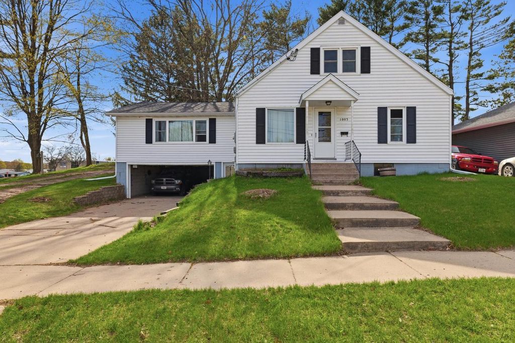 1003 N Main STREET, Marion, WI 54950