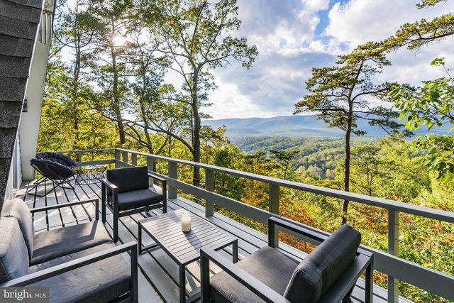 197 S ASPEN WAY, Basye, VA 22810