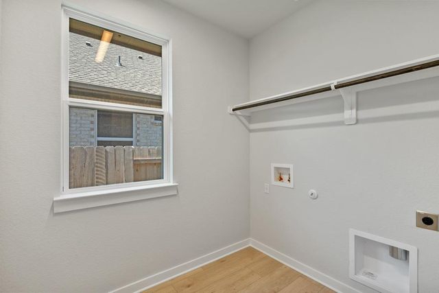 117 Old Wood Road, Liberty Hill, TX 78642