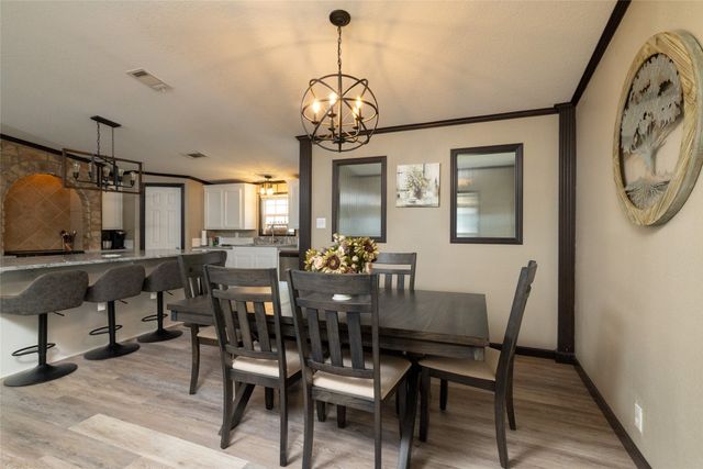 140 Meadow Pond Court, Runaway Bay, TX 76426