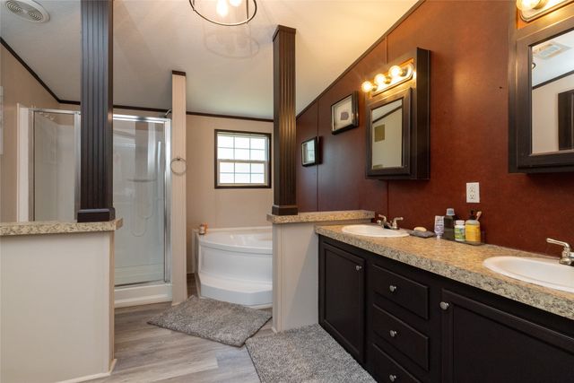 140 Meadow Pond Court, Runaway Bay, TX 76426