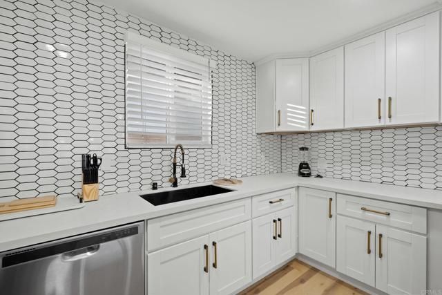 5028 Monroe Avenue, San Diego, CA 92115