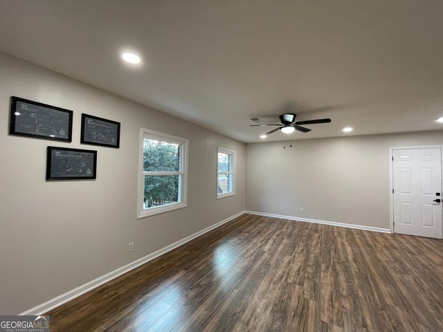 1199 Country Club Road, Newnan, GA 30263