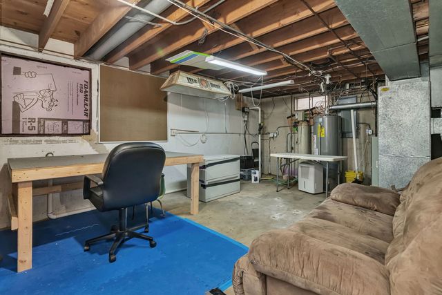 24556 W Lancelot Lane, Shorewood, IL 60404