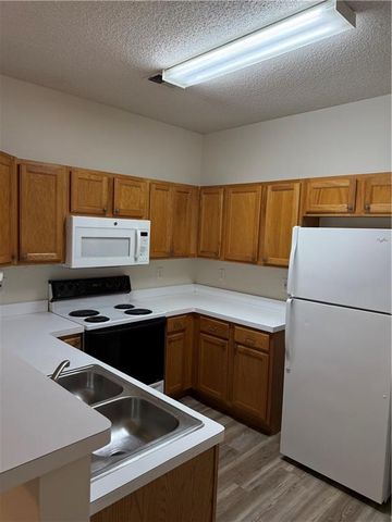 100 Eagle Glen Drive NE, Cartersville, GA 30121