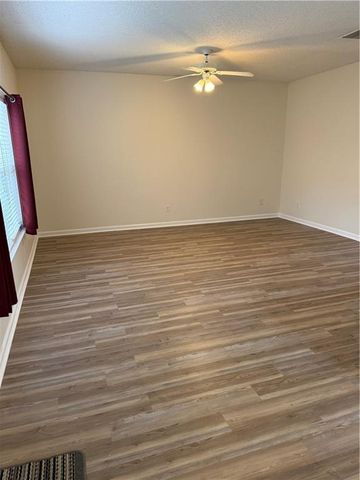 100 Eagle Glen Drive NE, Cartersville, GA 30121
