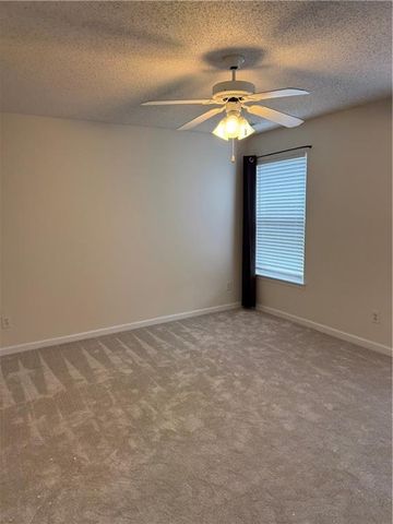 100 Eagle Glen Drive NE, Cartersville, GA 30121