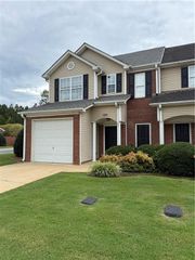 100 Eagle Glen Drive NE, Cartersville, GA 30121