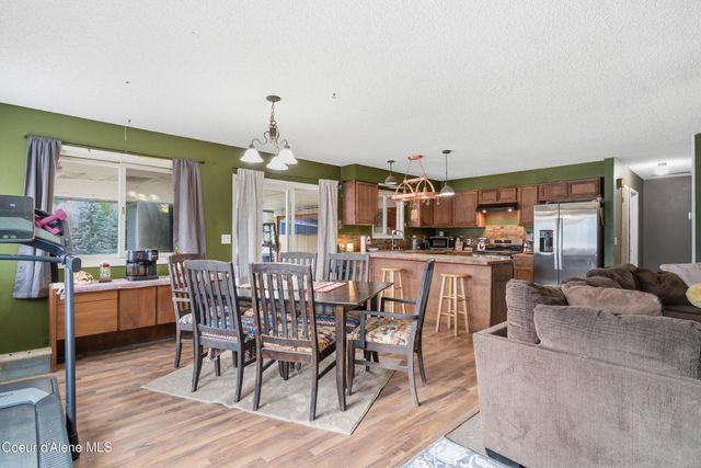 208 Rio Vista St, Osburn, ID 83849