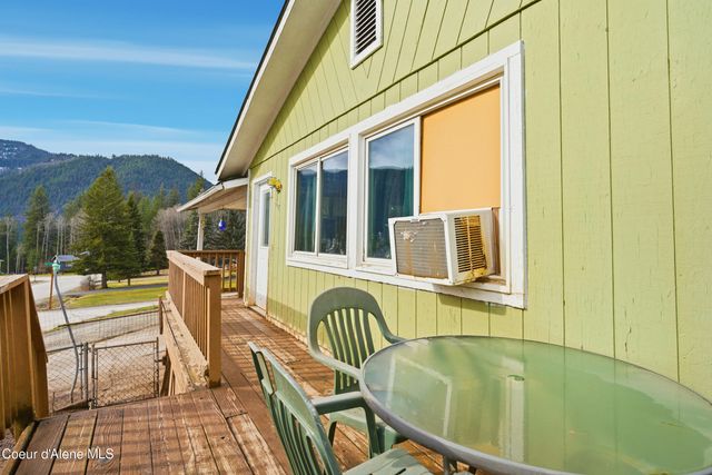 208 Rio Vista St, Osburn, ID 83849