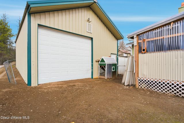 208 Rio Vista St, Osburn, ID 83849