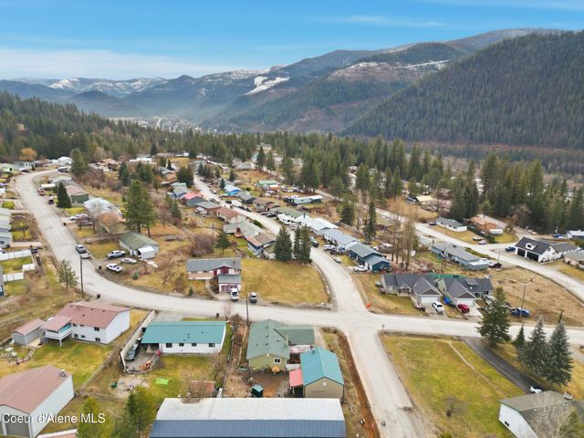 208 Rio Vista St, Osburn, ID 83849