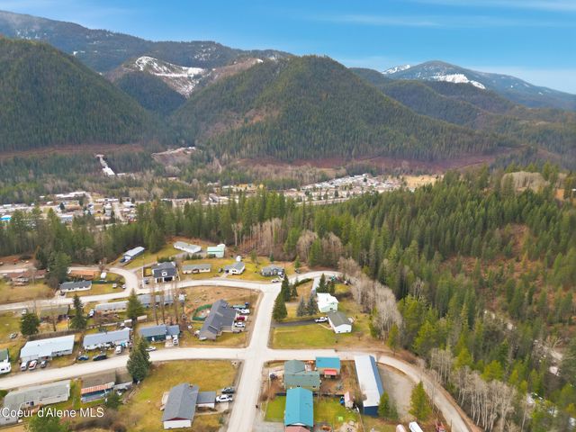 208 Rio Vista St, Osburn, ID 83849