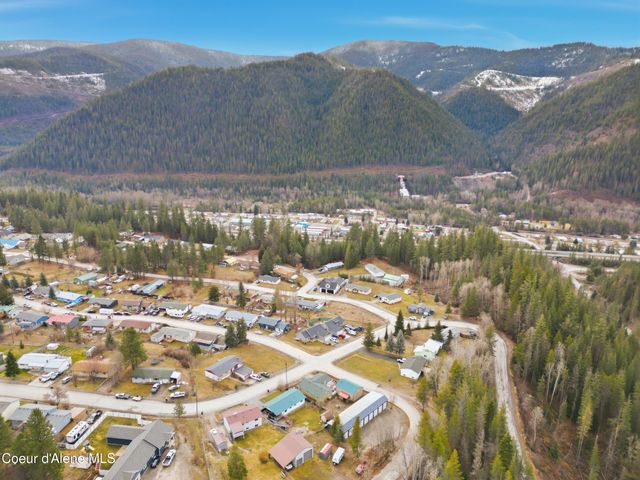 208 Rio Vista St, Osburn, ID 83849