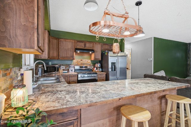 208 Rio Vista St, Osburn, ID 83849