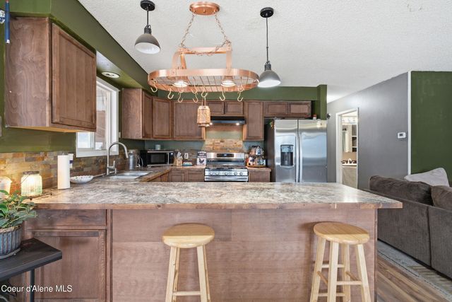 208 Rio Vista St, Osburn, ID 83849