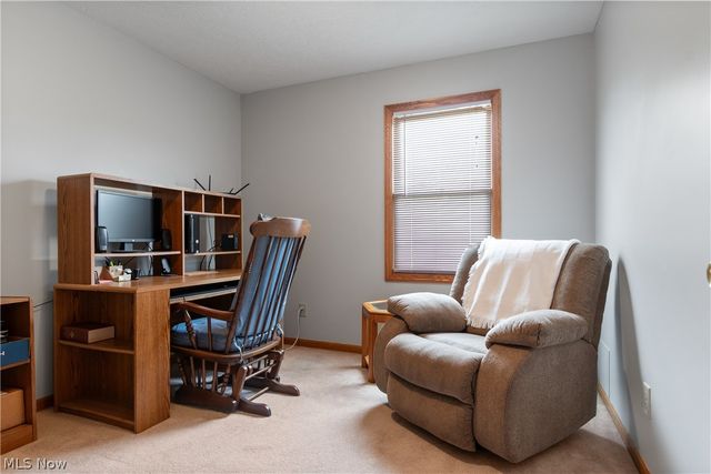 668 Oakcrest Drive, Wadsworth, OH 44281