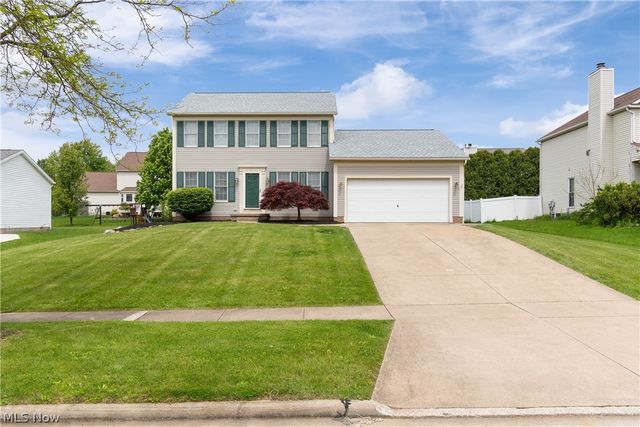668 Oakcrest Drive, Wadsworth, OH 44281