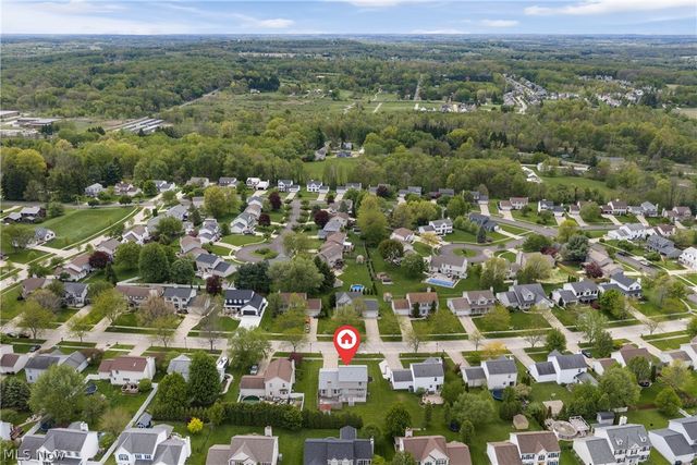 668 Oakcrest Drive, Wadsworth, OH 44281