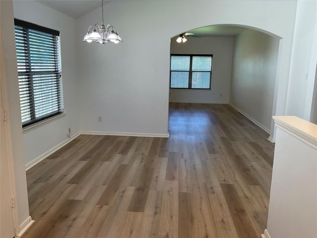 927 Andover Glen Drive, Fresno, TX 77545