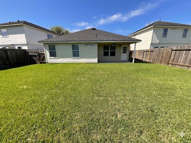 927 Andover Glen Drive, Fresno, TX 77545