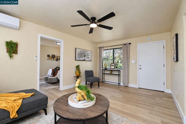 2520 Harrington Ave, Oakland, CA 94601