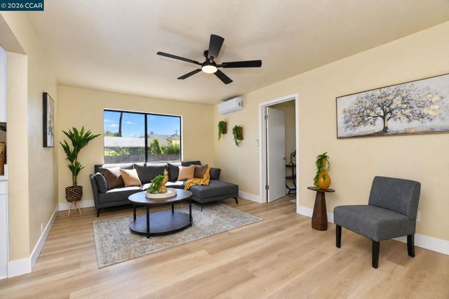 2520 Harrington Ave, Oakland, CA 94601
