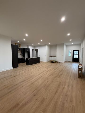 2014 E Jay Street, Ozark, MO 65721