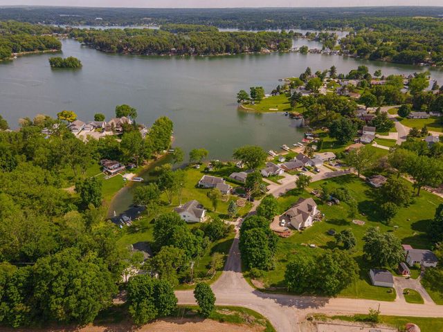 11968 Greenbriar Drive, Jerome, MI 49249