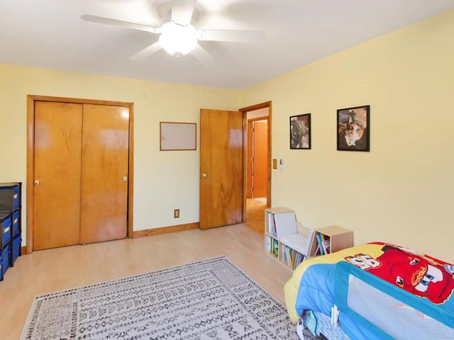 1543 LAKEVIEW DRIVE, Green Bay, WI 54313