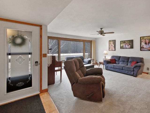 1543 LAKEVIEW DRIVE, Green Bay, WI 54313