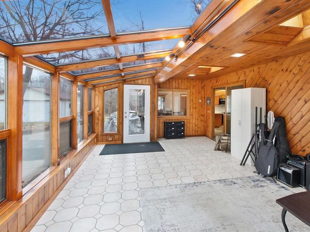 1543 LAKEVIEW DRIVE, Green Bay, WI 54313