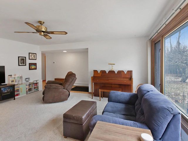 1543 LAKEVIEW DRIVE, Green Bay, WI 54313